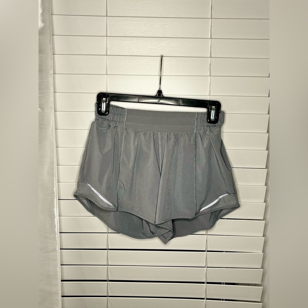 Lululemon Grey Hotty Hot 4” Inseam Lined Shorts